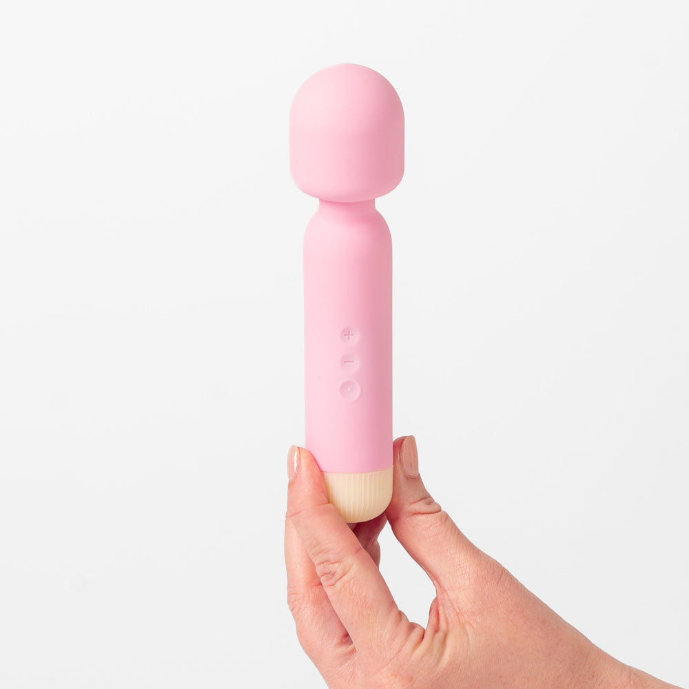 Girls Get Off Wanda Wand Vibrator